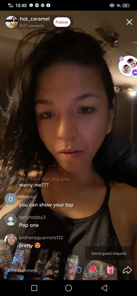 This girl accidentally revealed her nipples while making TikTok so。